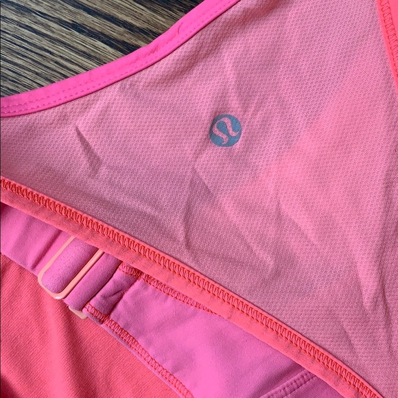 Lululemon sports bra work out top - Picture 2 of 5